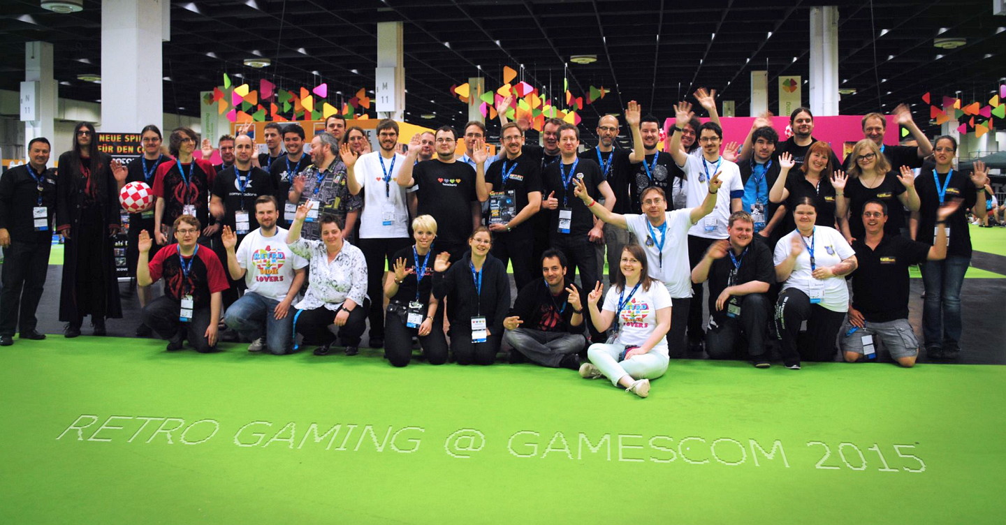 01_Retro-gamescom-2015-Team-Titelbild
